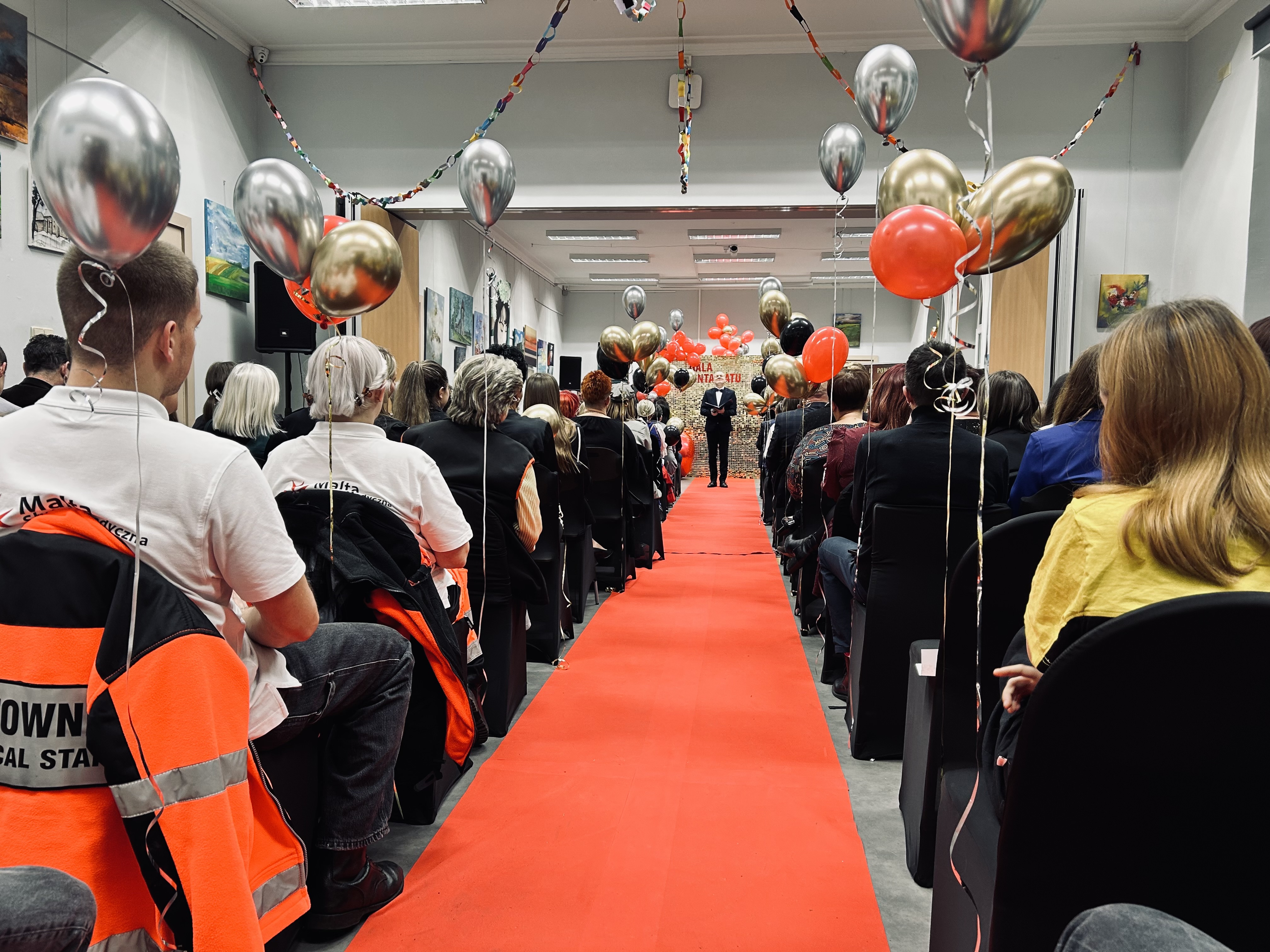 Uczestnicy gali podczas wydarzenia